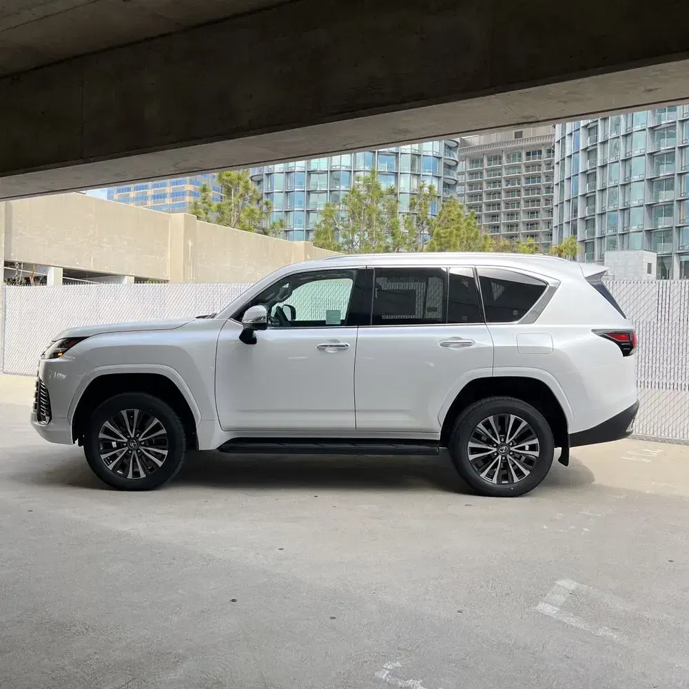 2025 Lexus LX-Series LX600 Premium