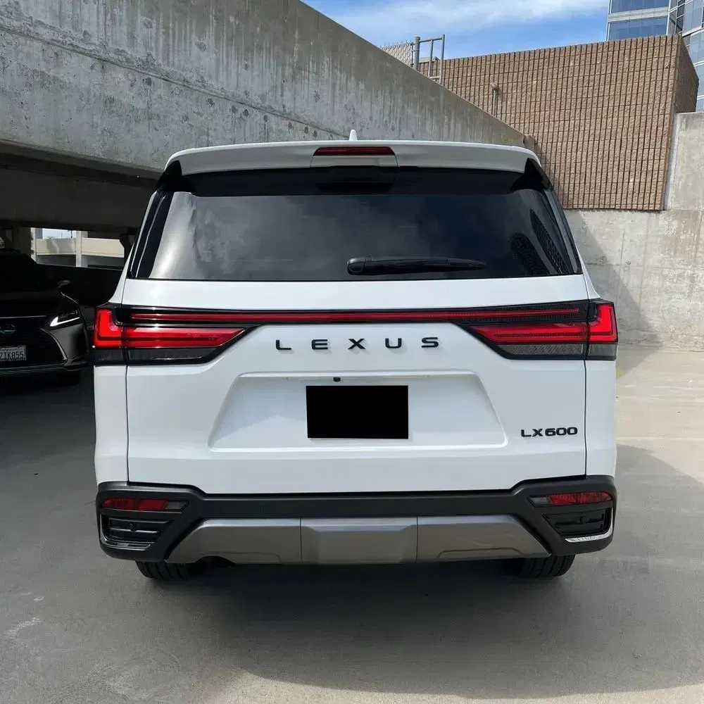 2025 Lexus LX-Series LX600 Premium