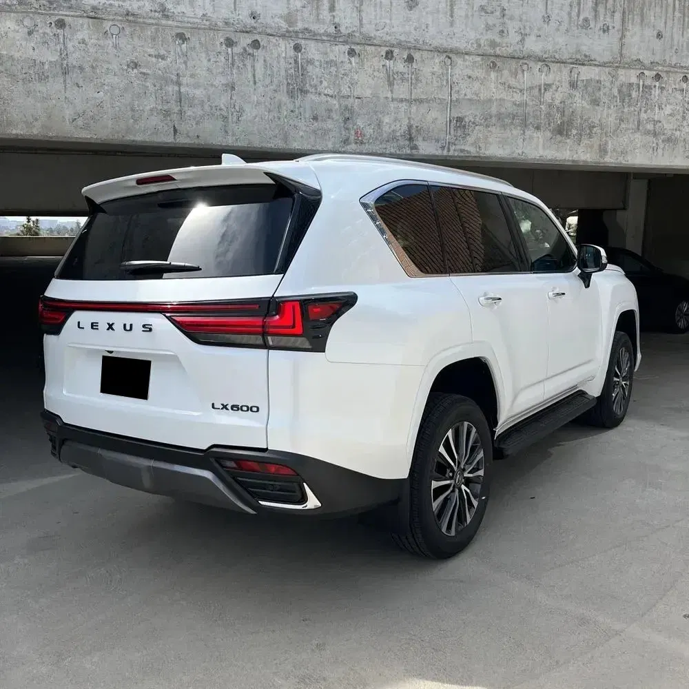 2025 Lexus LX-Series LX600 Premium