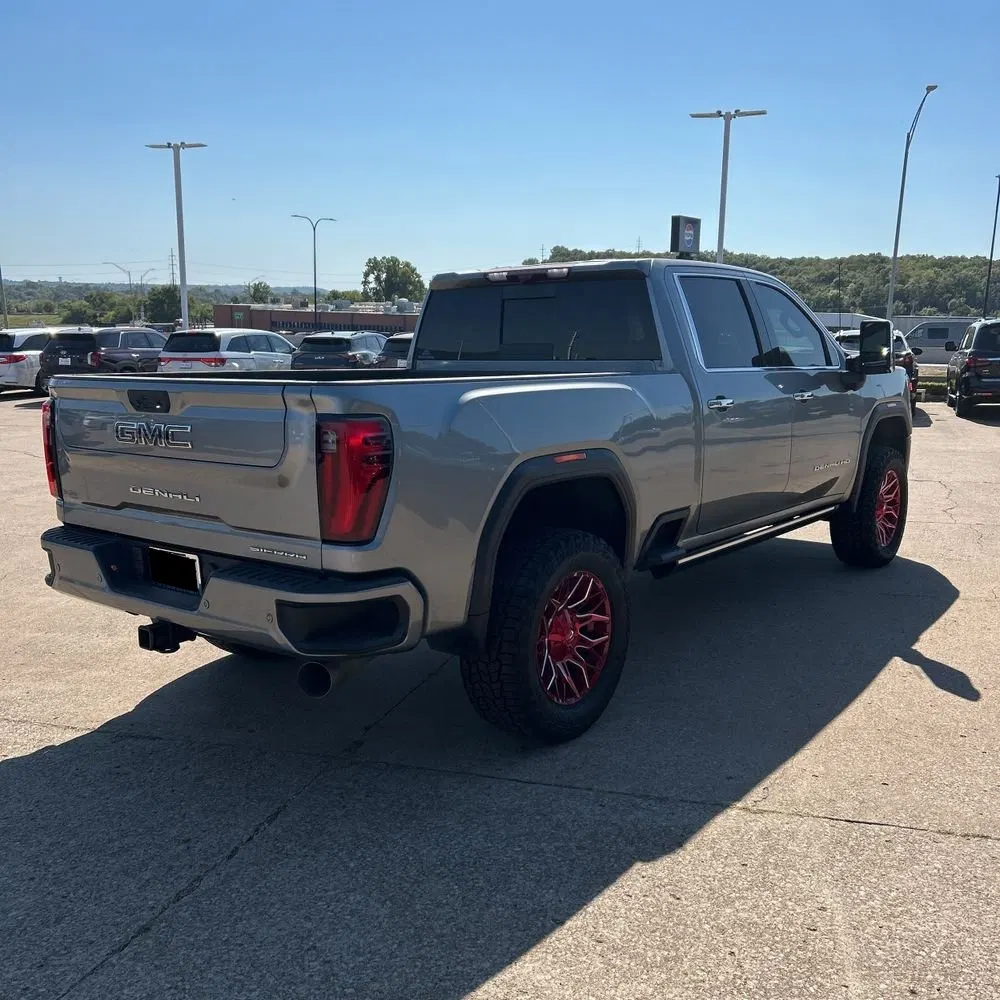 2024 GMC Sierra 2500HD Denali Ultimate