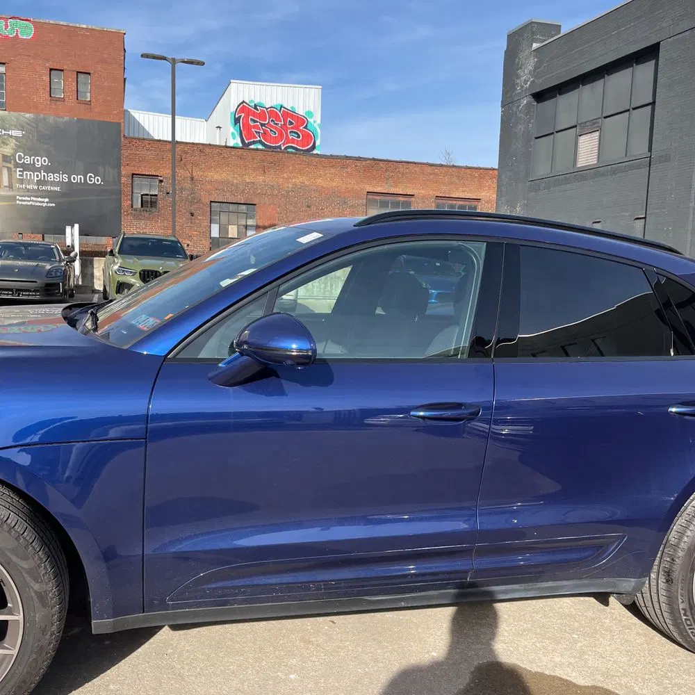 2024 Porsche Macan Base
