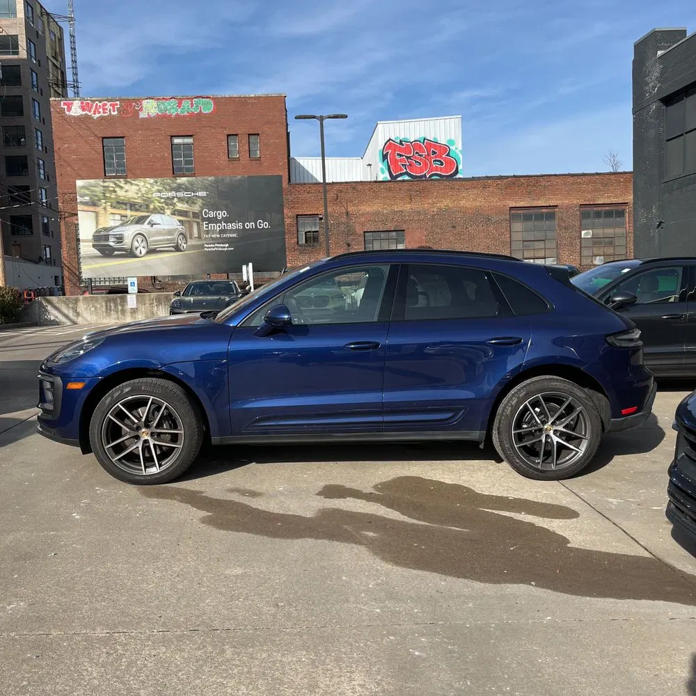 2024 Porsche Macan Base