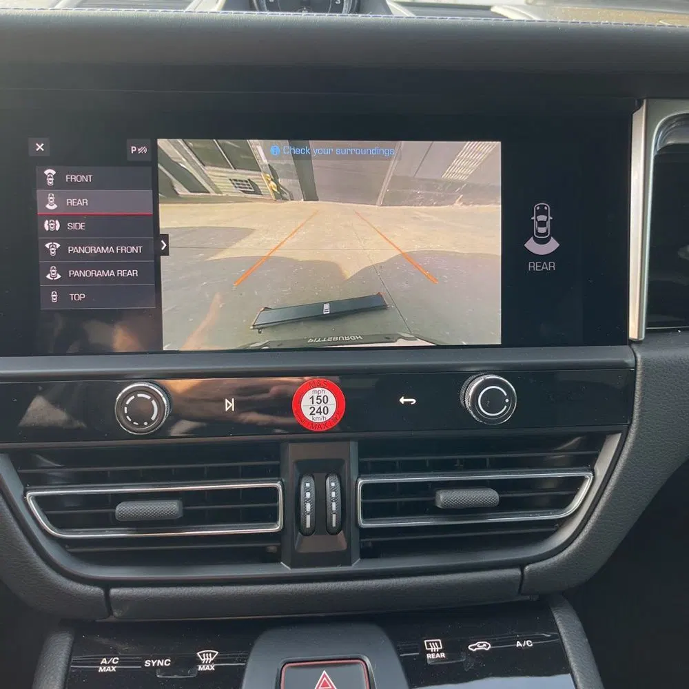 2024 Porsche Macan Base