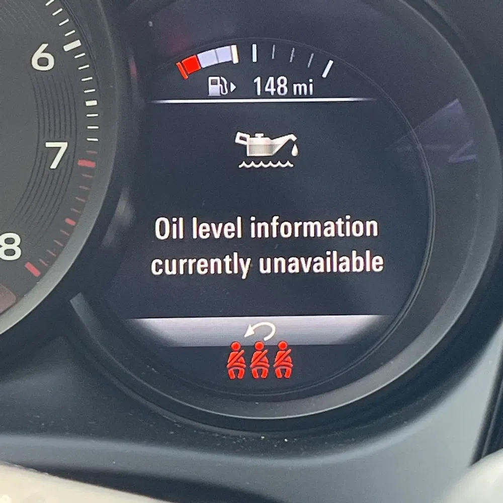 2024 Porsche Macan Base