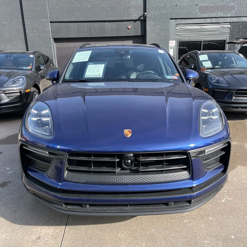 2024 Porsche Macan Base
