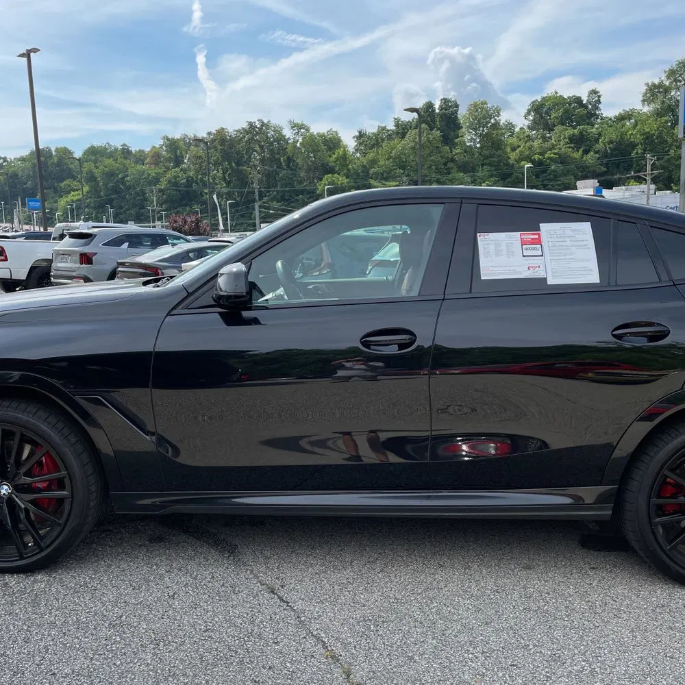 2025 BMW X6 XDrive40i