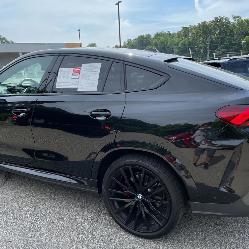2025 BMW X6 XDrive40i