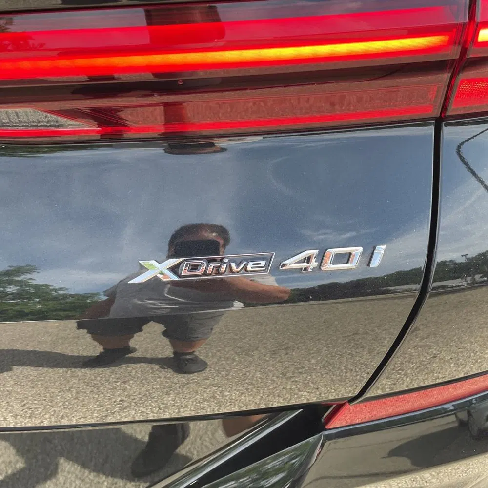 2025 BMW X6 XDrive40i