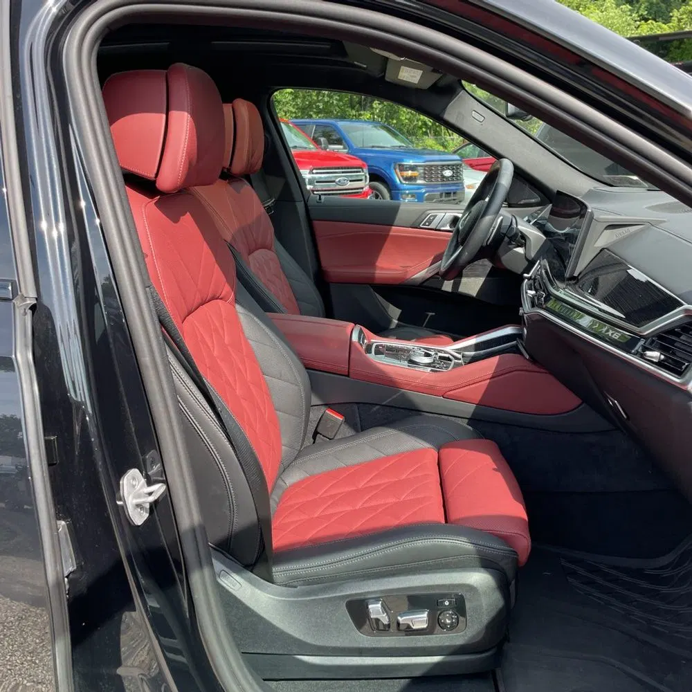 2025 BMW X6 XDrive40i