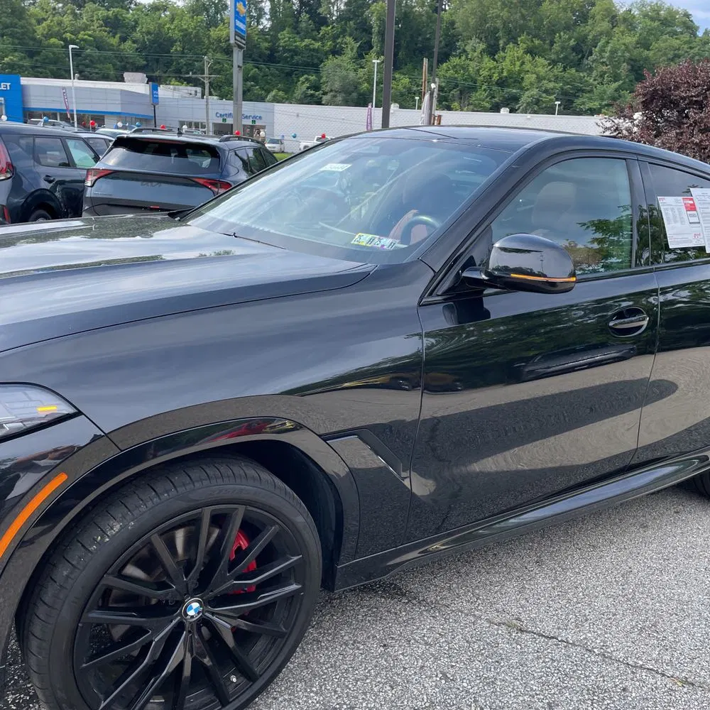 2025 BMW X6 XDrive40i
