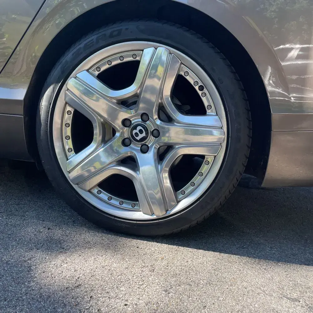 2014 Bentley Flying Spur Base