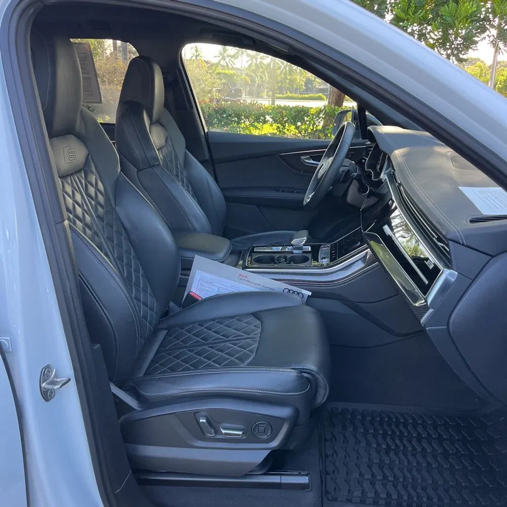 2023 Audi SQ7 Premium Plus