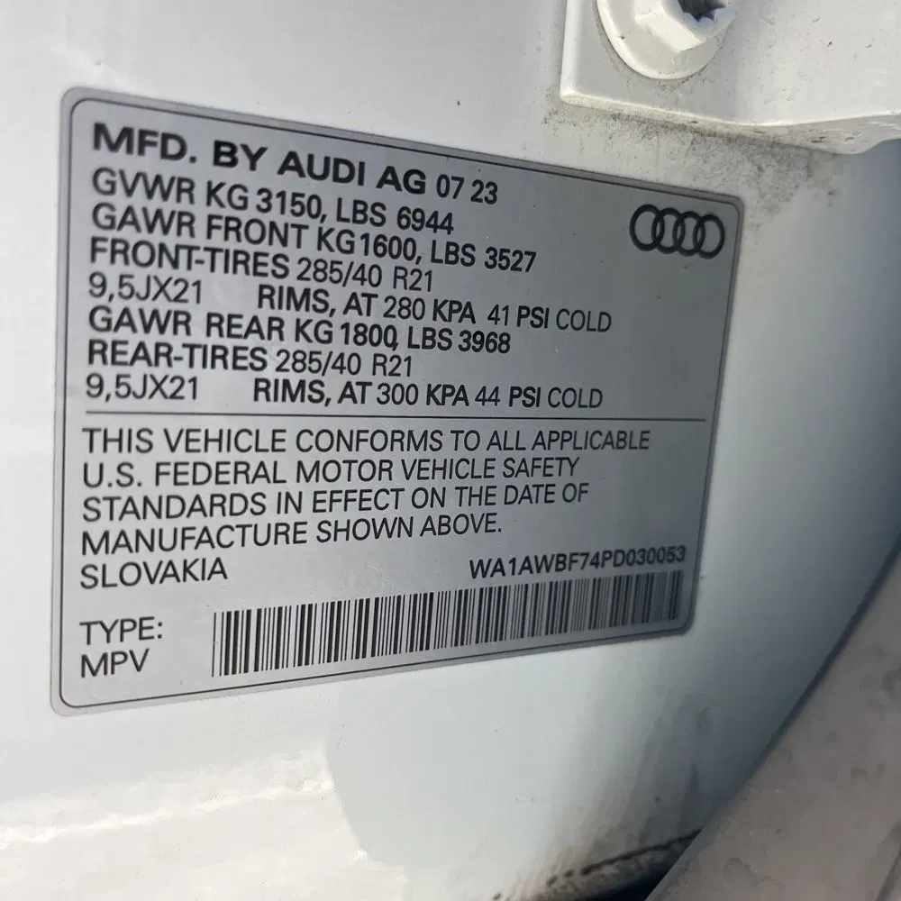 2023 Audi SQ7 Premium Plus