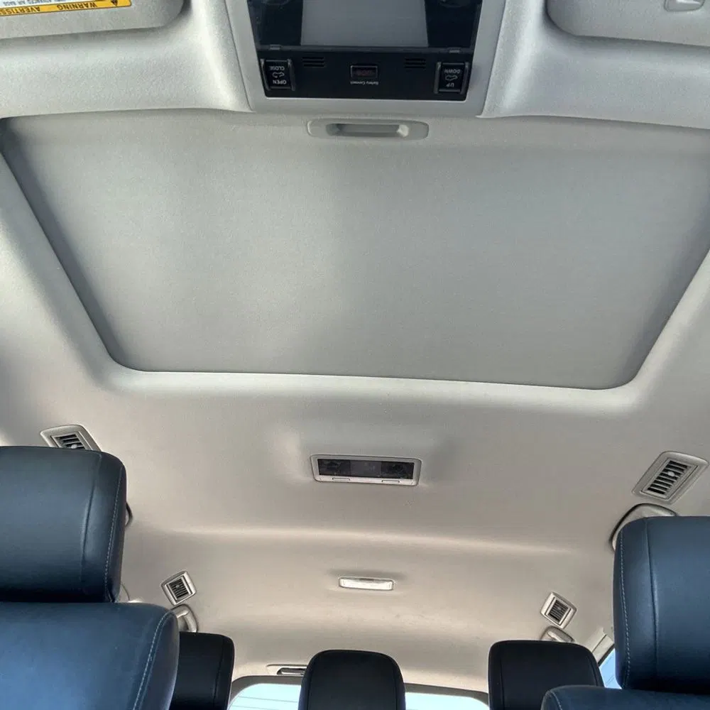 2016 Toyota Land Cruiser Base