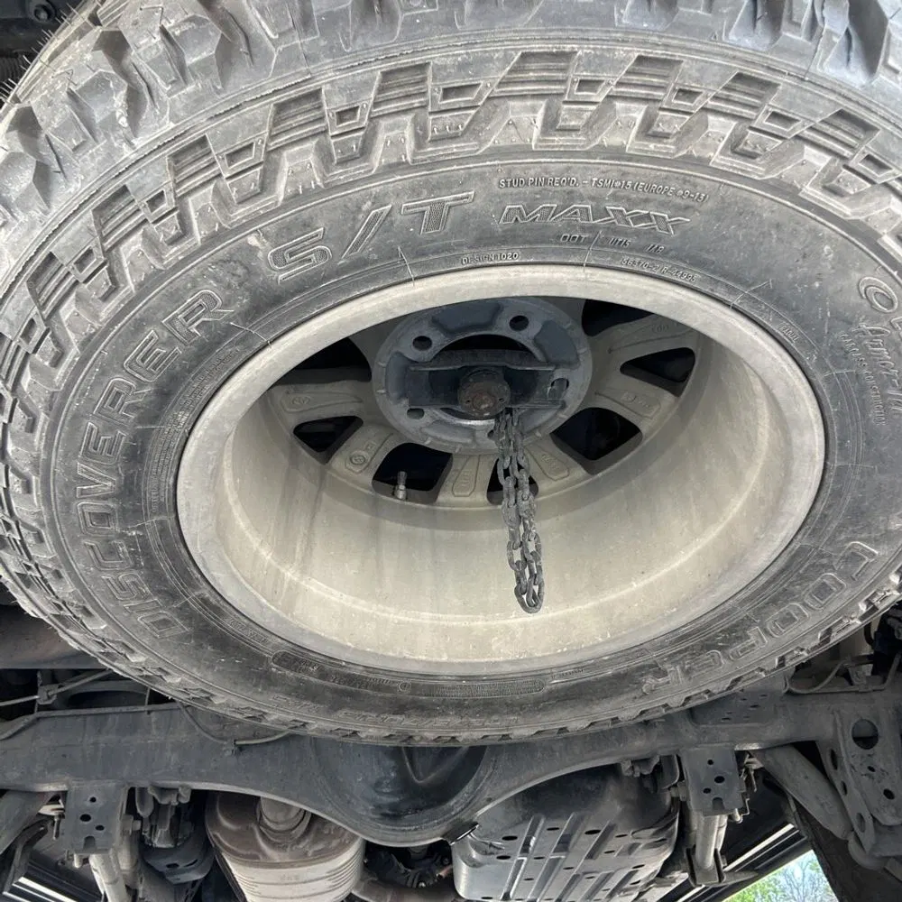 2016 Toyota Land Cruiser Base