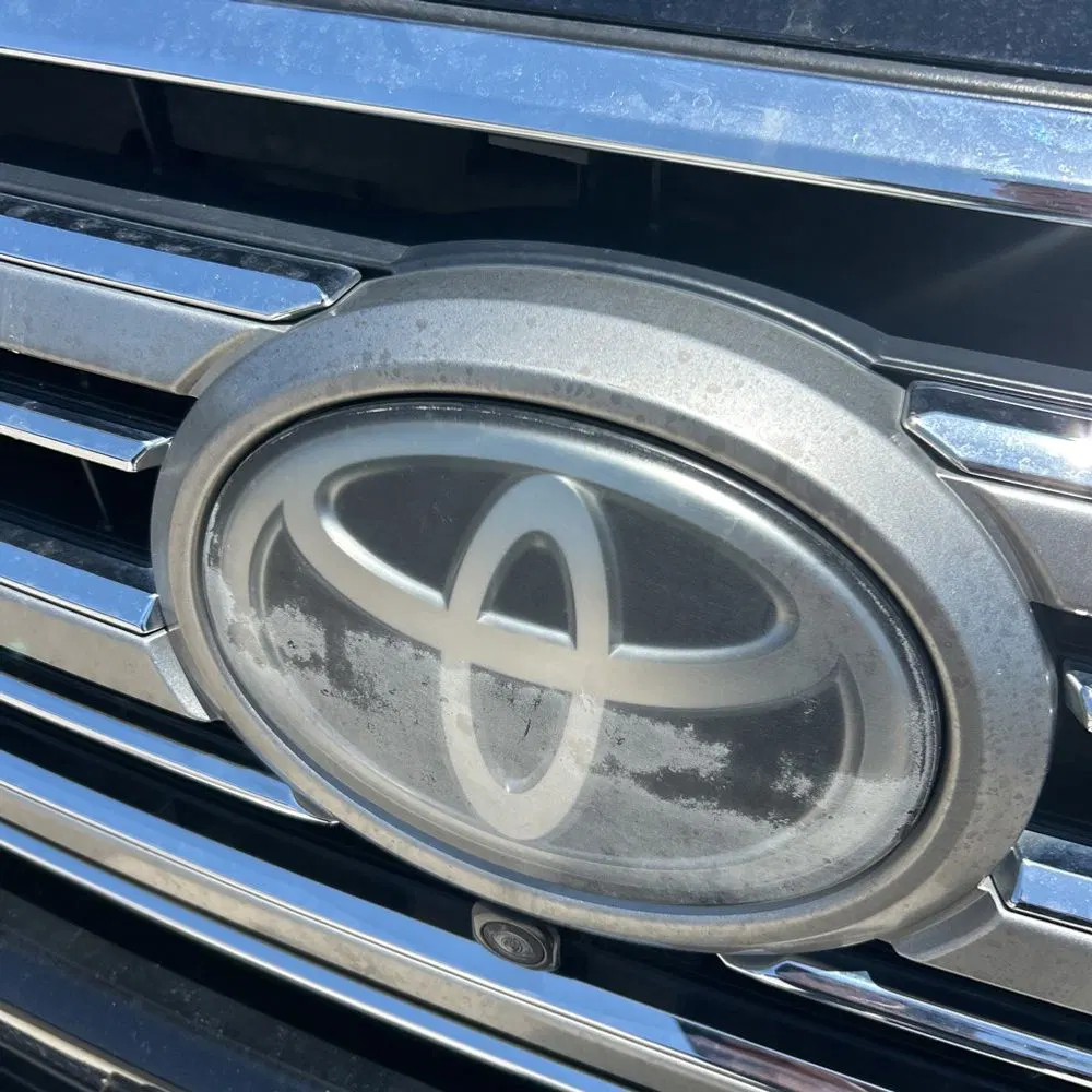 2016 Toyota Land Cruiser Base