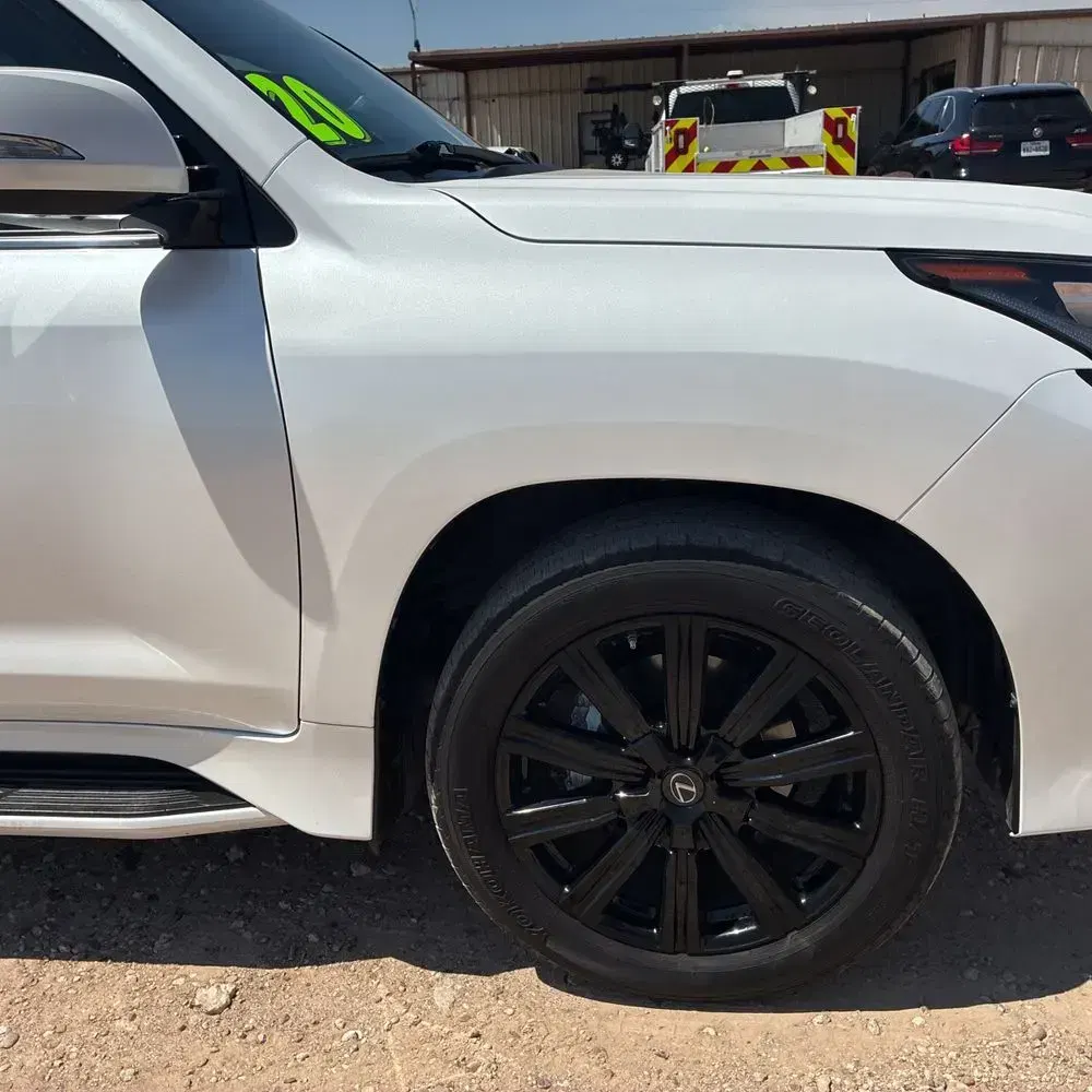 2020 Lexus LX 570 Three-Row