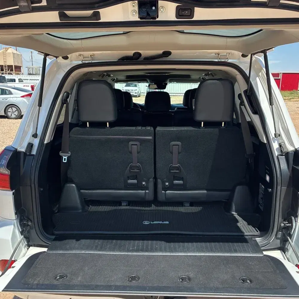 2020 Lexus LX 570 Three-Row