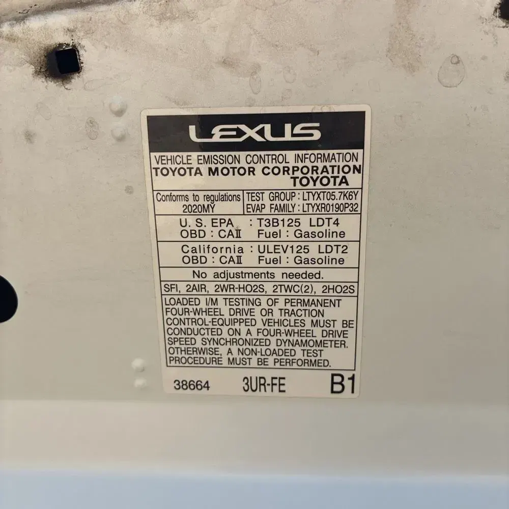 2020 Lexus LX 570 Three-Row