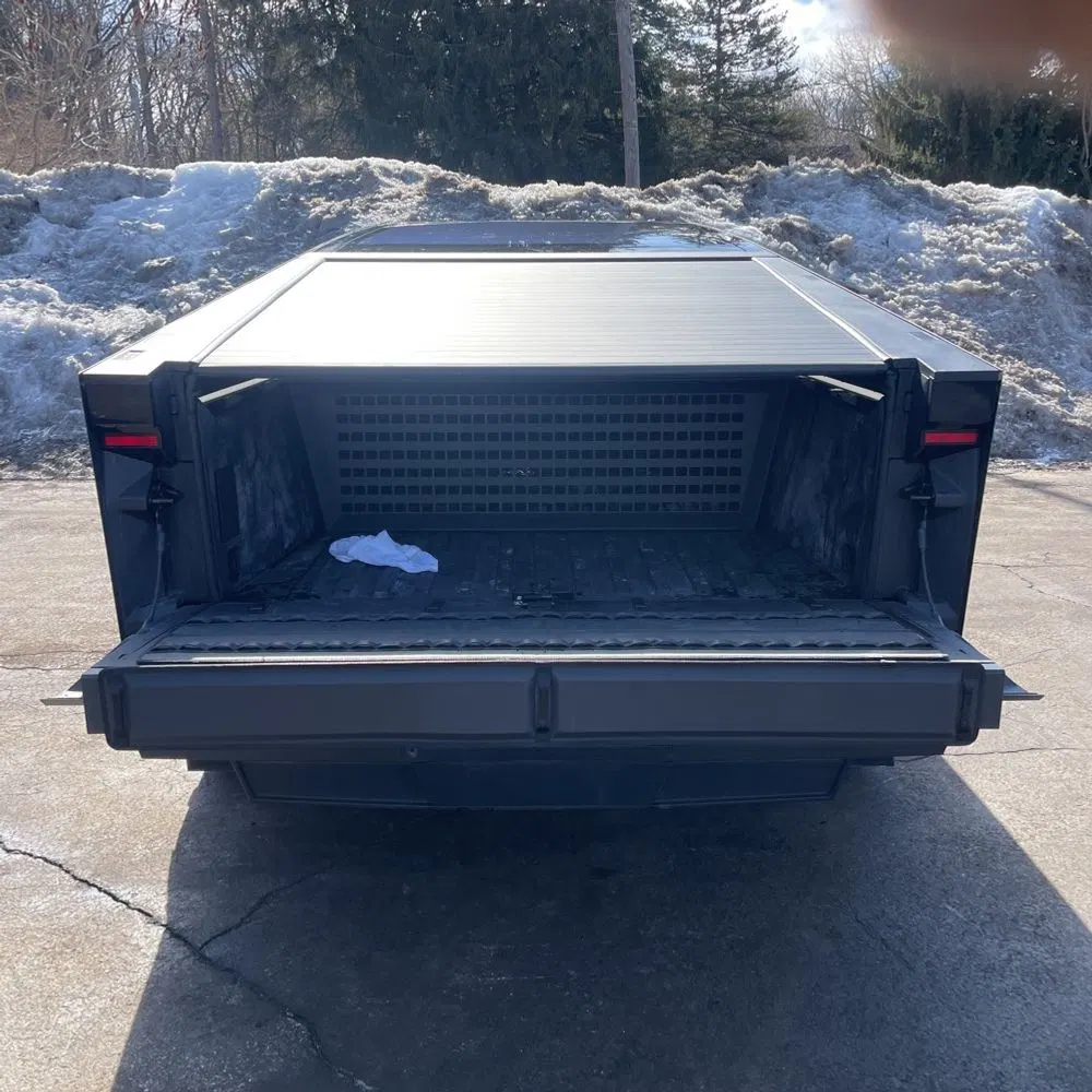 2024 Tesla Cybertruck Base
