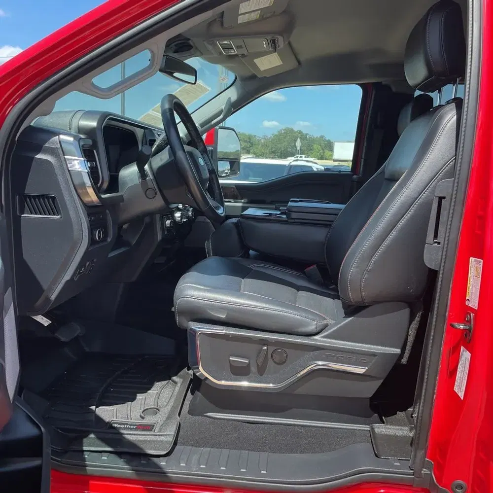 2023 Ford F-350 Super Duty Lariat