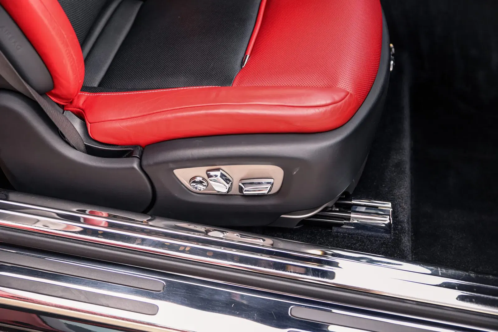 34k-Mile 2017 Rolls-Royce Wraith Black Badge