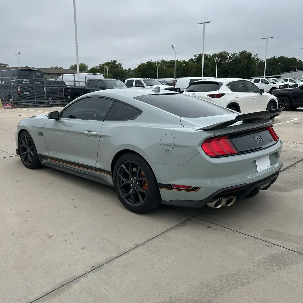 2022 Ford Mustang Mach 1