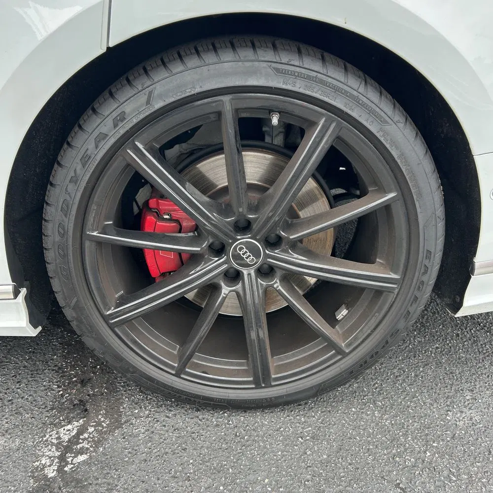 2023 Audi S8