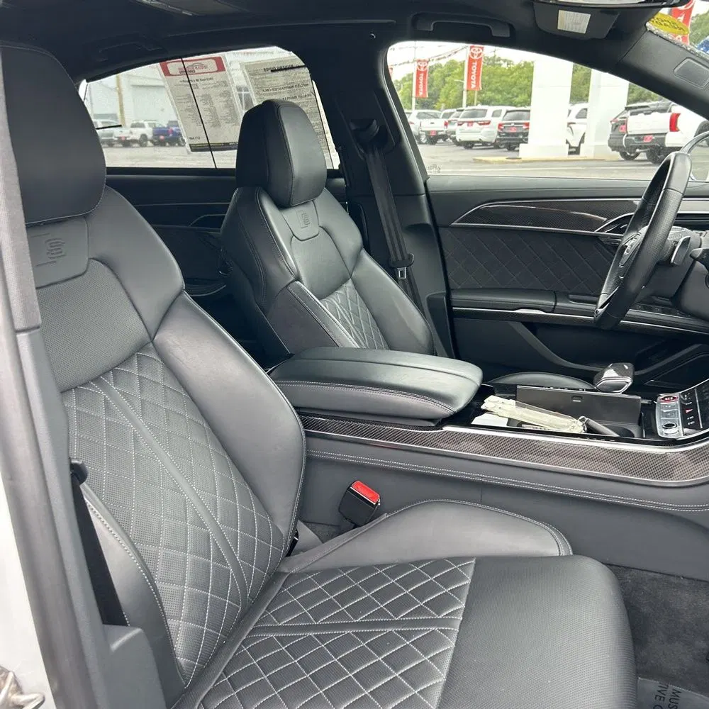 2023 Audi S8