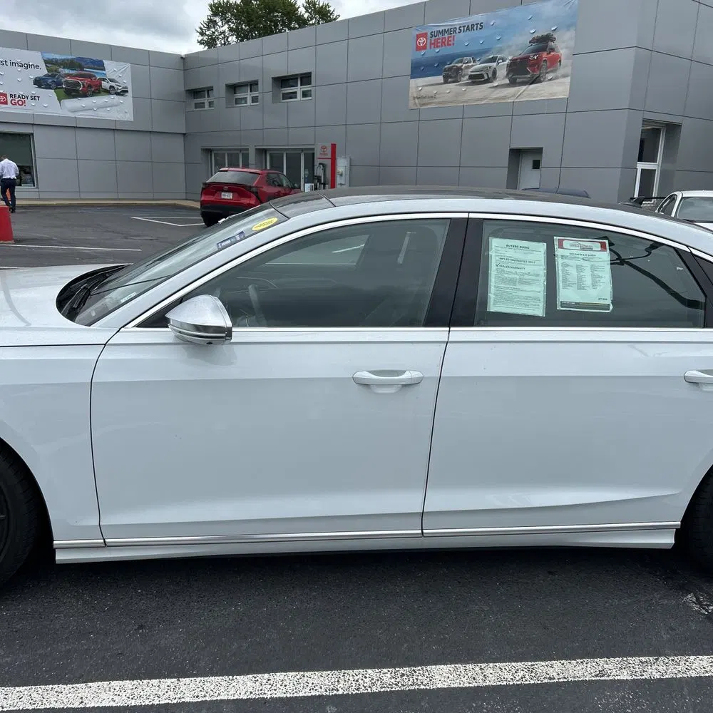 2023 Audi S8