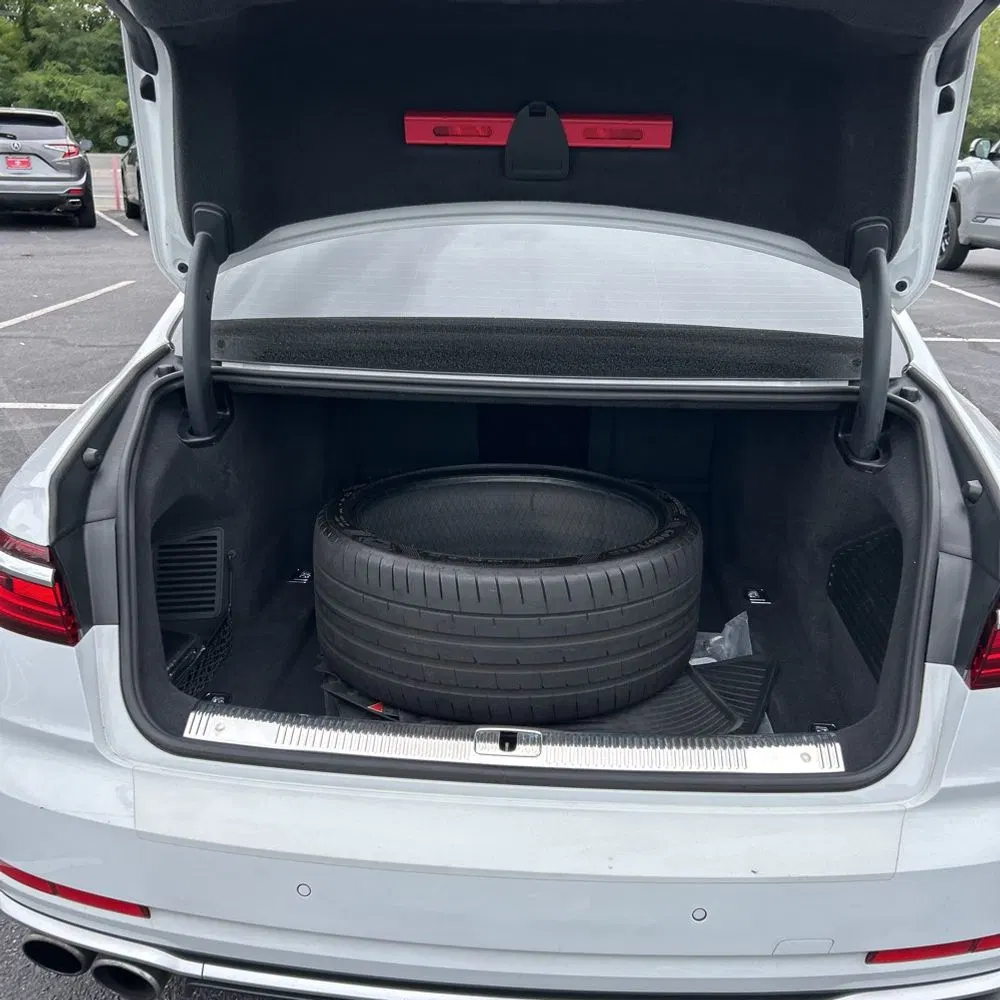 2023 Audi S8