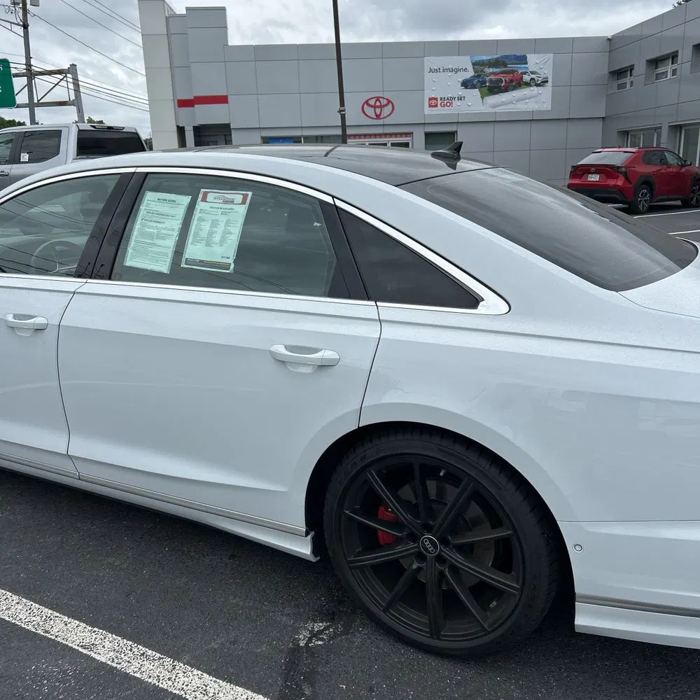 2023 Audi S8