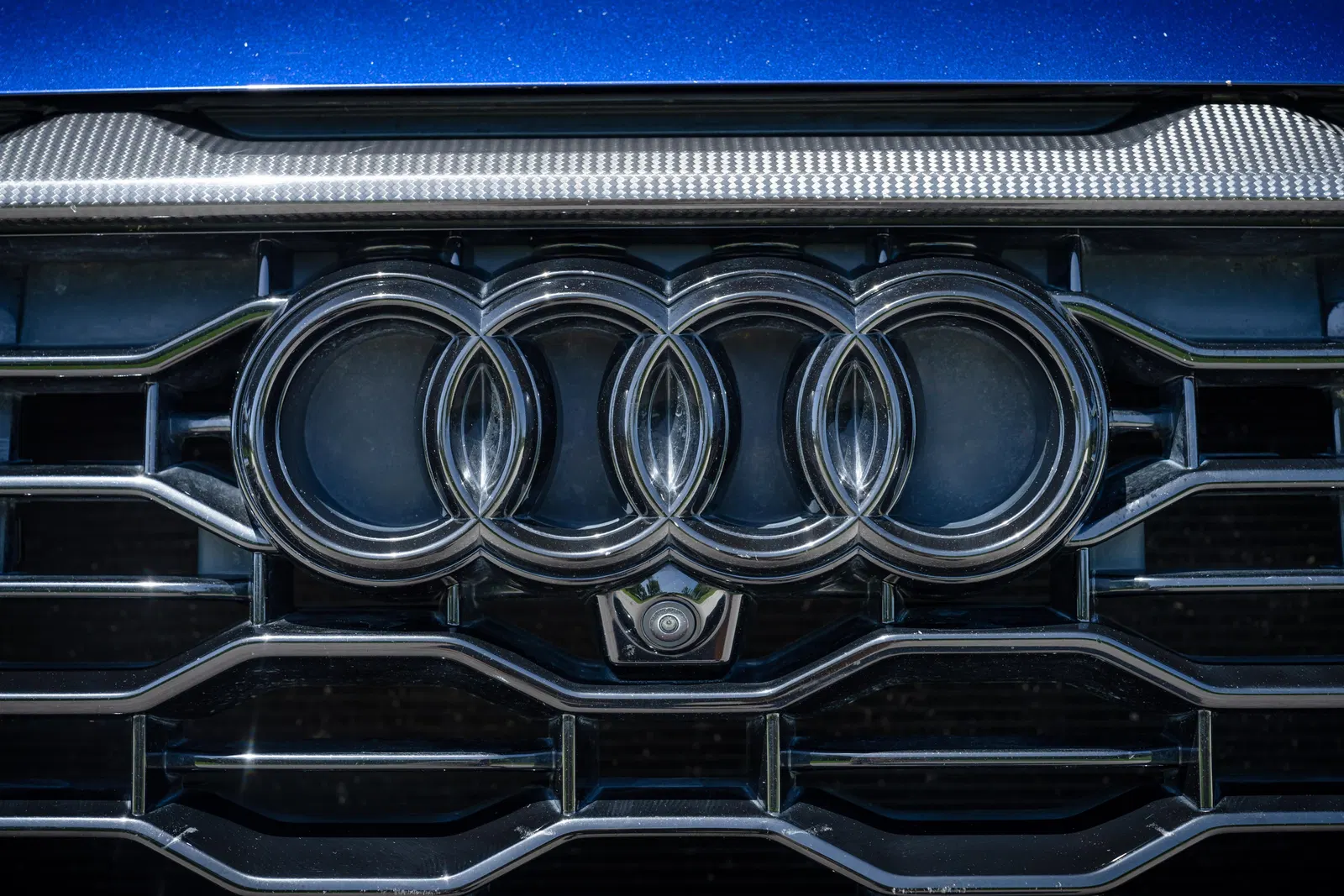 2021 Audi RS Q8 - 591-hp Twin-Turbo V8, Highly Equipped, Ceramic Brakes