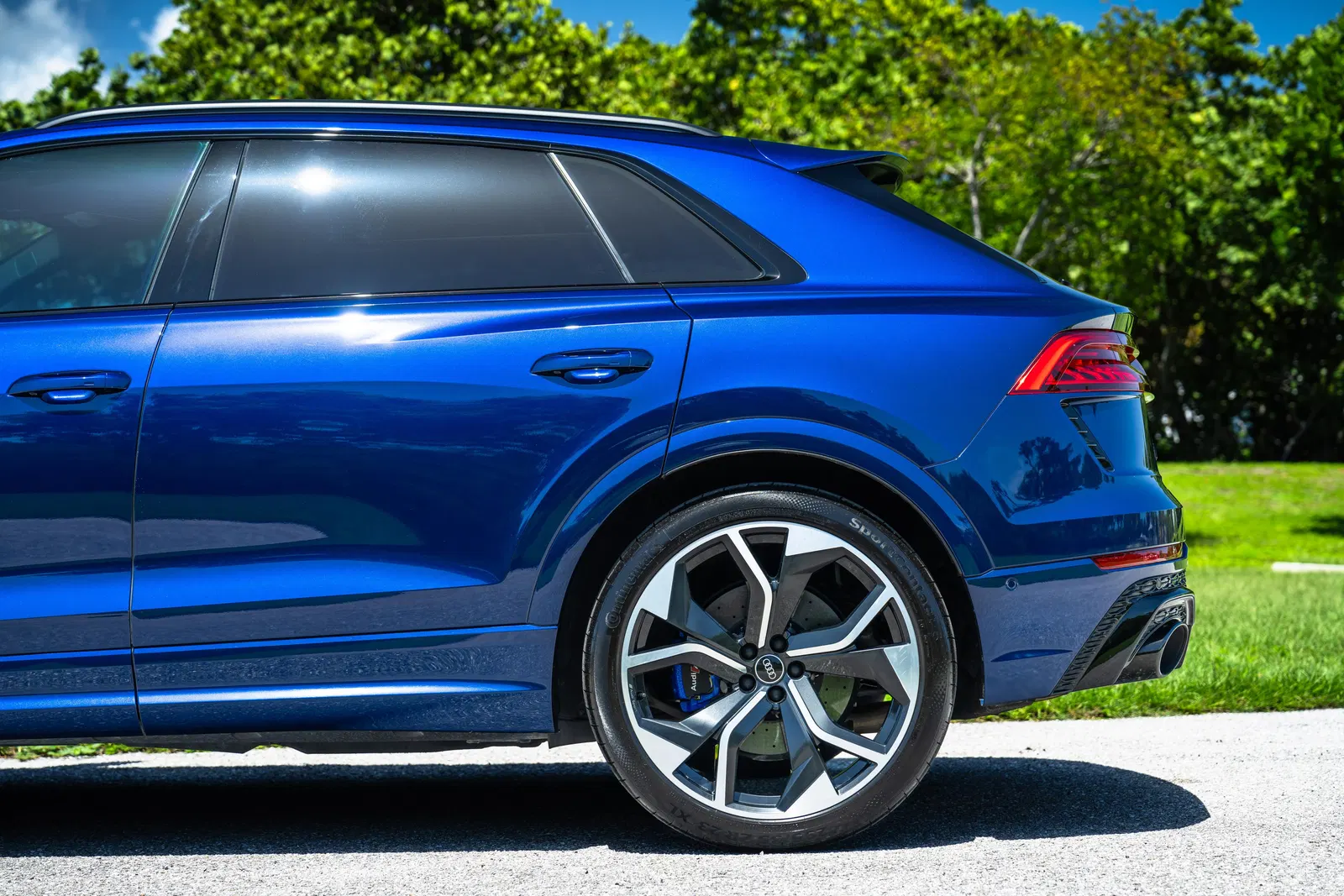 2021 Audi RS Q8 - 591-hp Twin-Turbo V8, Highly Equipped, Ceramic Brakes