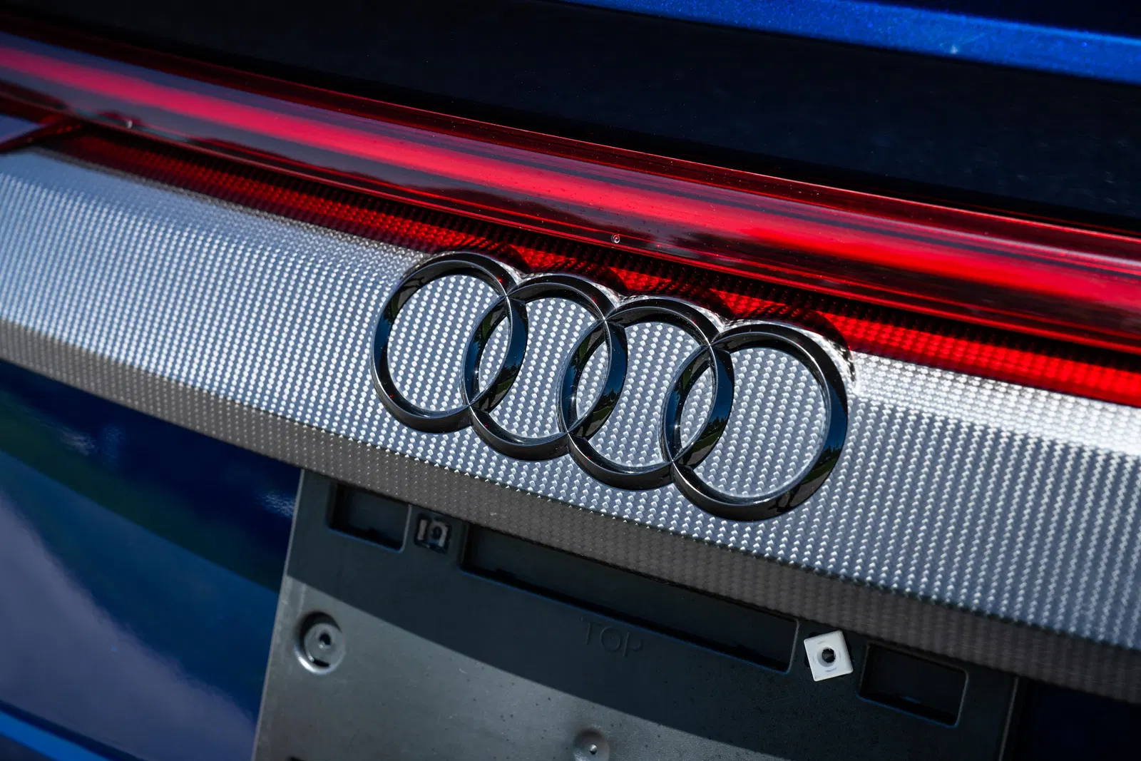 2021 Audi RS Q8 - 591-hp Twin-Turbo V8, Highly Equipped, Ceramic Brakes