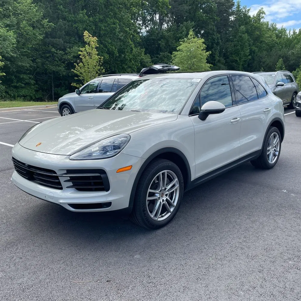 2022 Porsche Cayenne Base