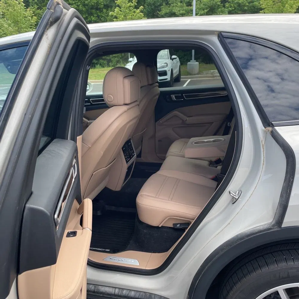 2022 Porsche Cayenne Base