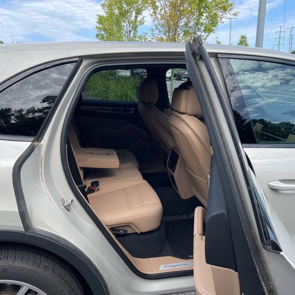 2022 Porsche Cayenne Base