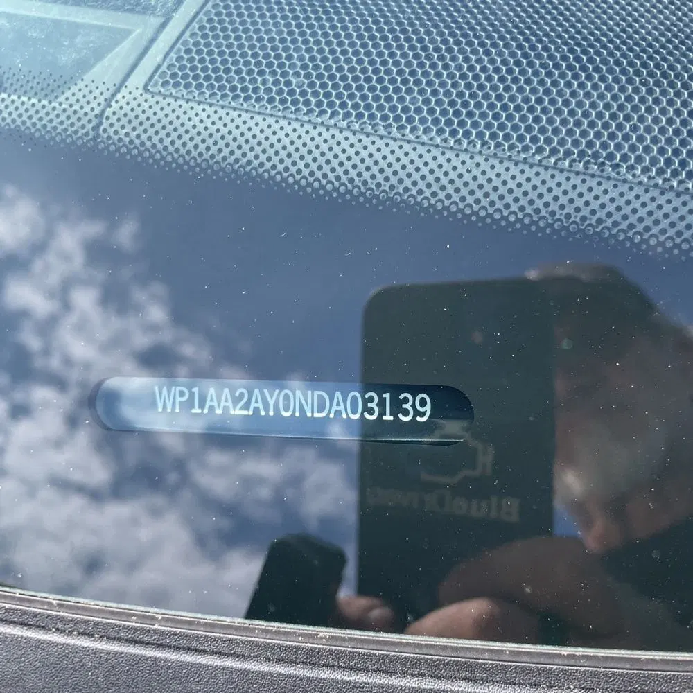 2022 Porsche Cayenne Base