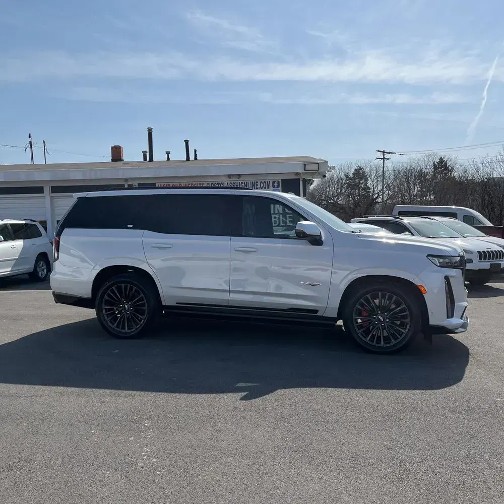 2024 Cadillac Escalade-V Base