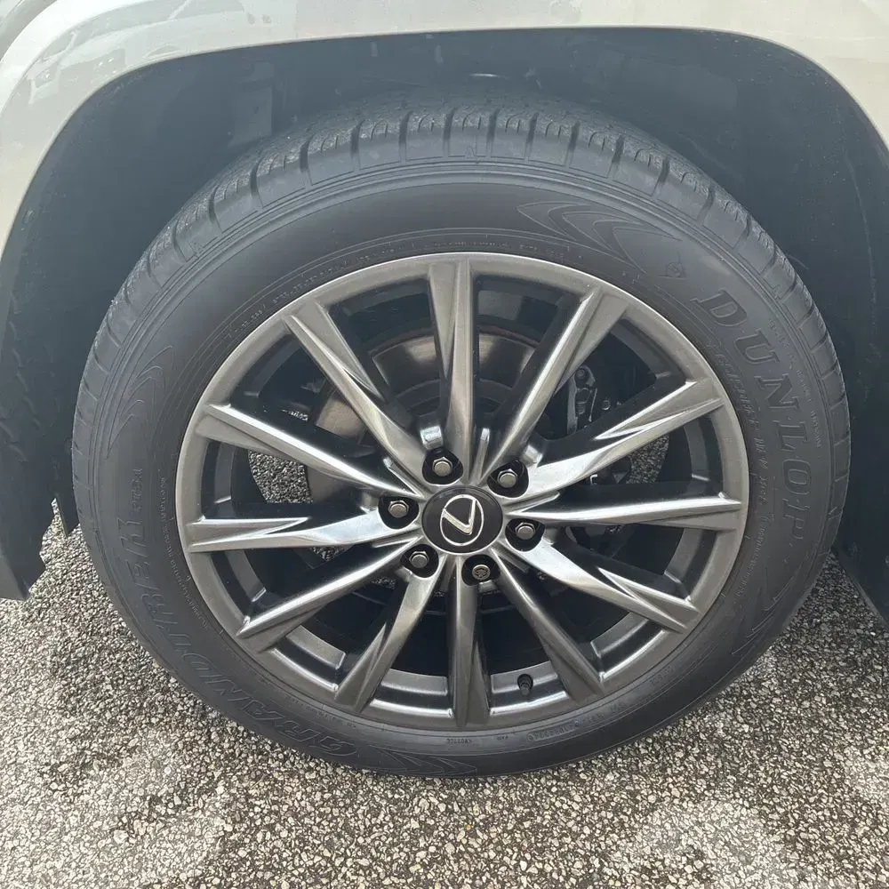 2024 Lexus LX 600 F SPORT Handling