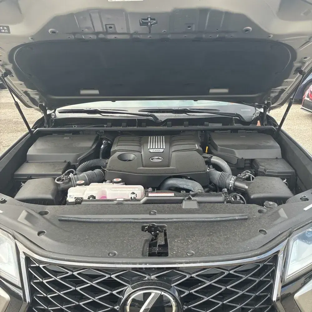 2024 Lexus LX 600 F SPORT Handling