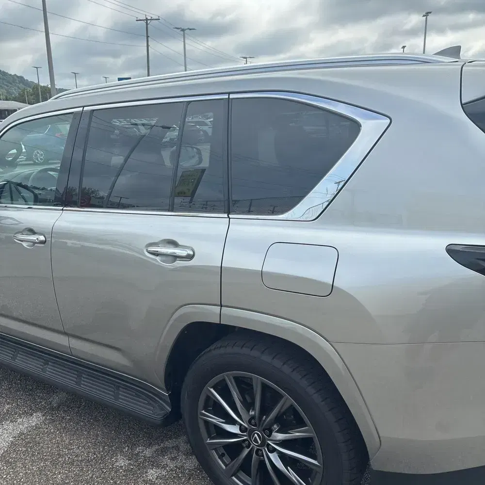2024 Lexus LX 600 F SPORT Handling