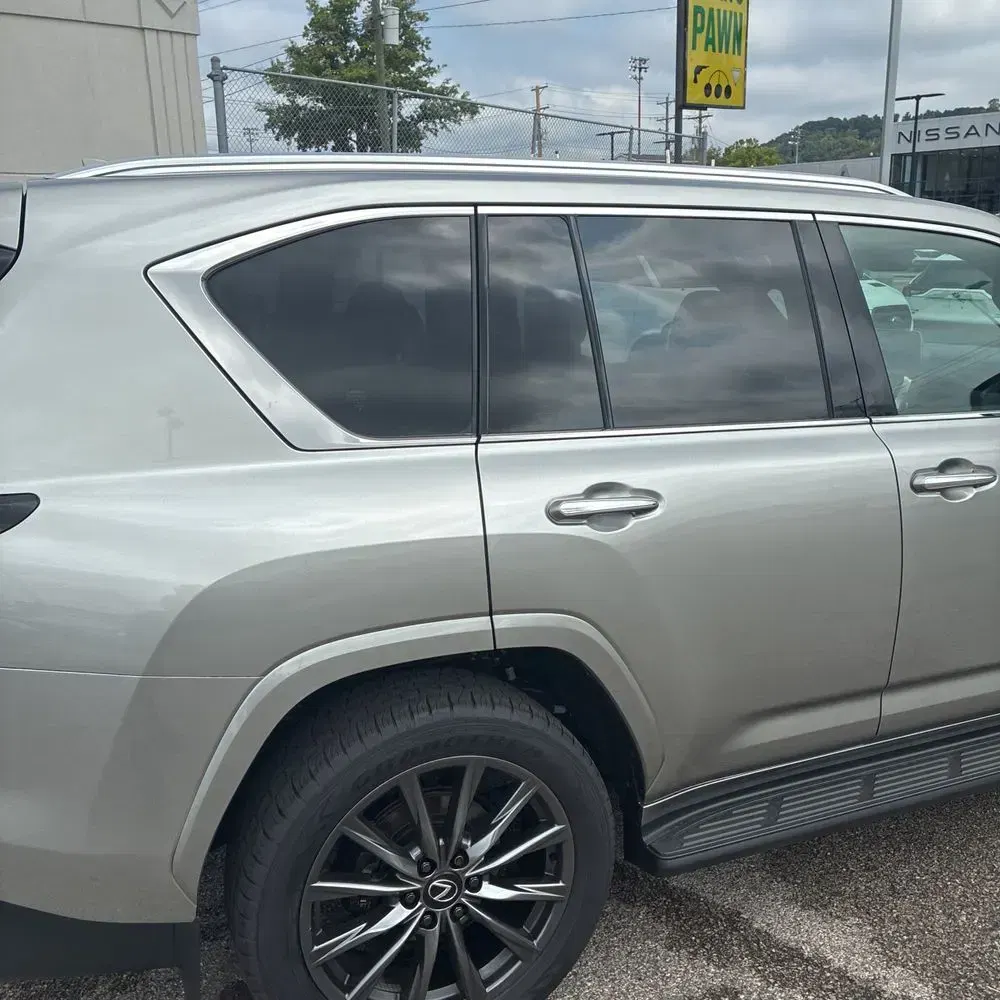 2024 Lexus LX 600 F SPORT Handling