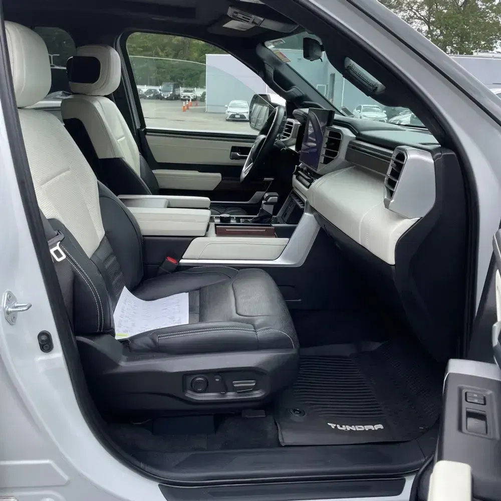 2023 Toyota Tundra Capstone HV