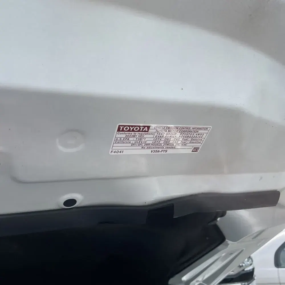 2023 Toyota Tundra Capstone HV