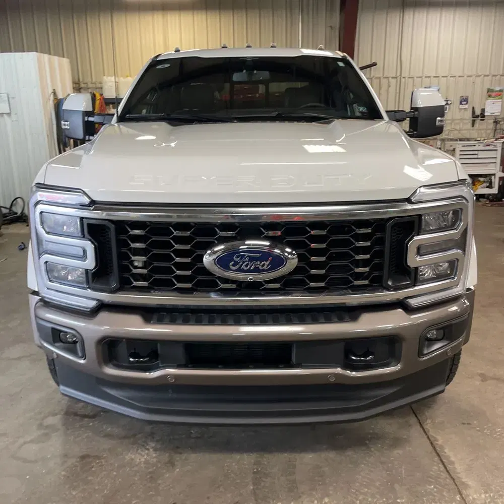 2023 Ford F-450 Super Duty King Ranch