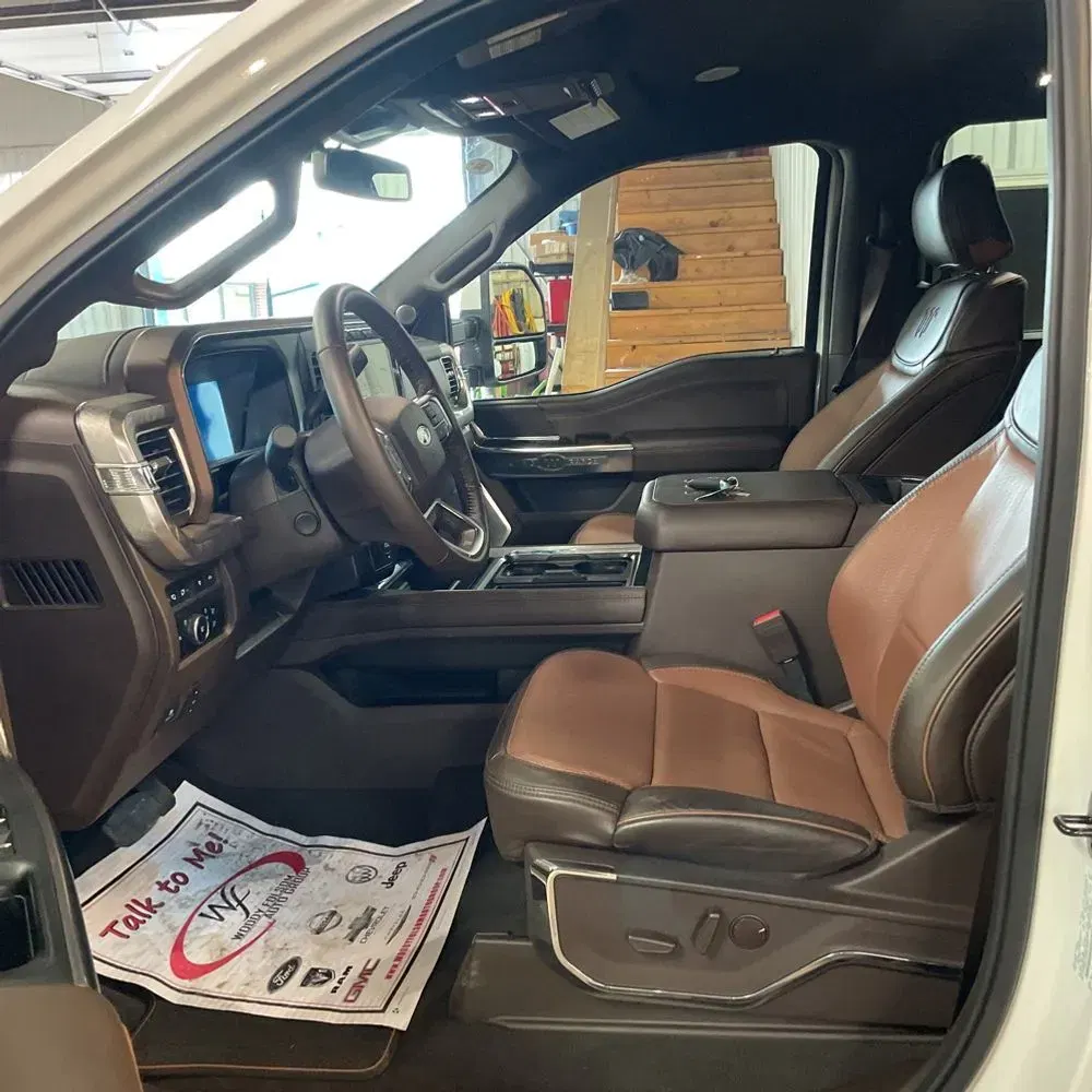 2023 Ford F-450 Super Duty King Ranch