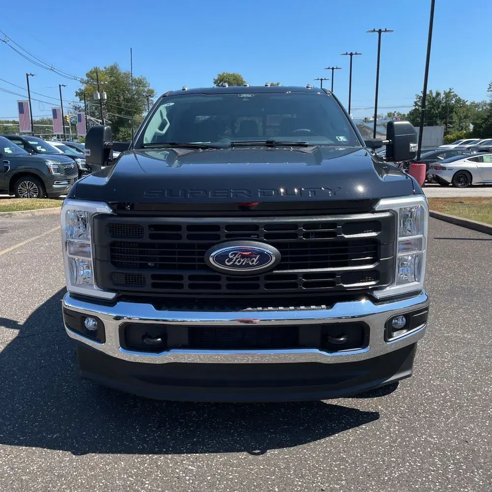 2025 Ford F-350 Super Duty XL