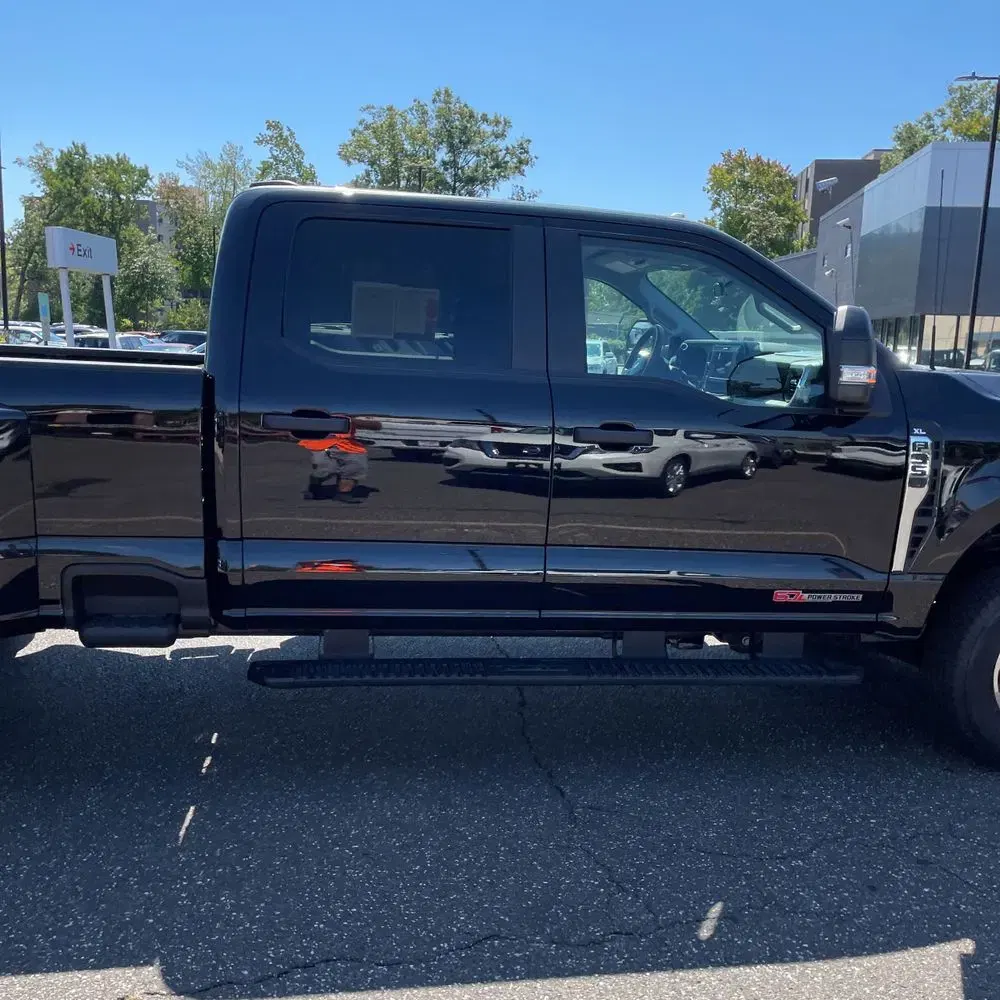 2025 Ford F-350 Super Duty XL